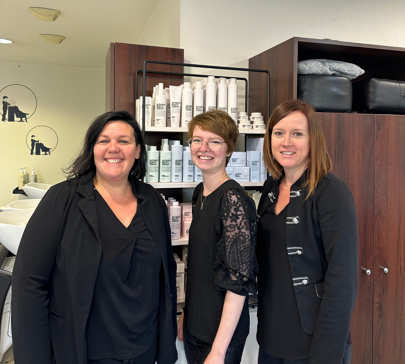 4 Photo de l’équipe de Chez Mon Coiffeur – salon de coiffure à Redon